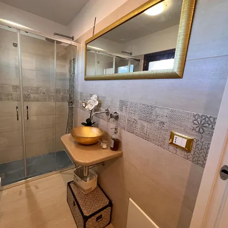 Panoramica Con Giardino