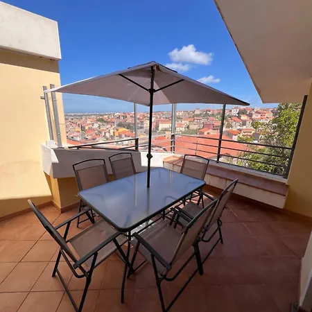 Apartment Panoramica Con Giardino Ossi