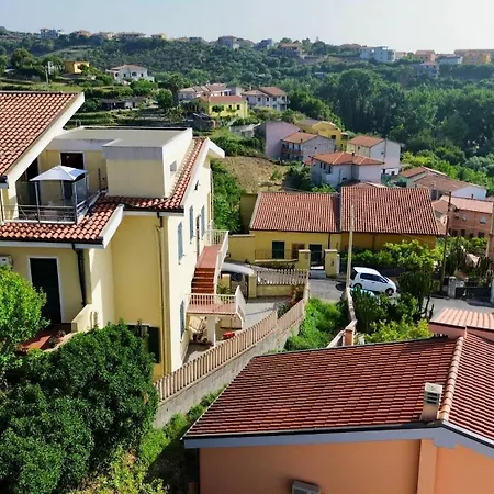 شقة Panoramica Con Giardino *