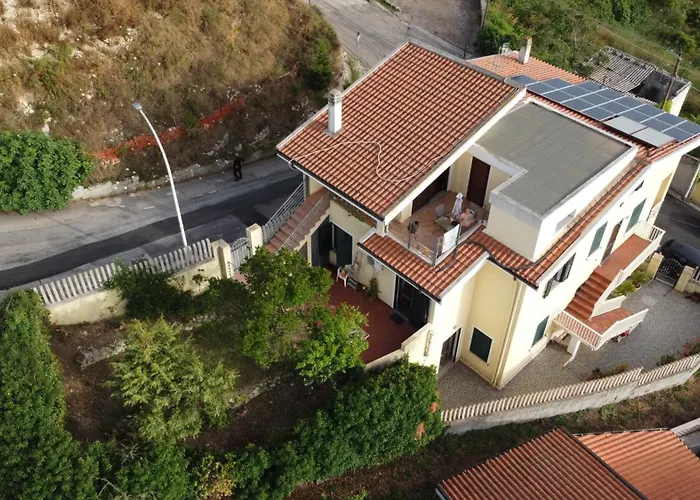 Apartament Panoramica Con Giardino *